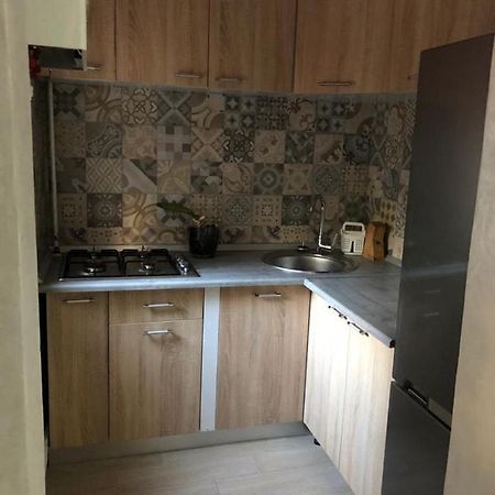 Dmi Apartment Jászvásár Kültér fotó