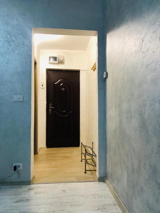 Dmi Apartment Jászvásár Kültér fotó